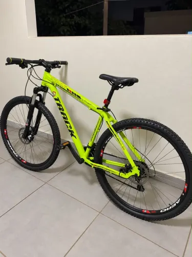 Bicicleta track aro 29