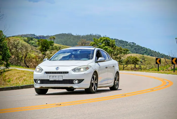 Renault Fluence Sedan GT Sport 2013