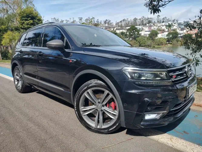 Volkswagen Tiguan Allspac R-line 350 TSI 2.0 4X4 2019