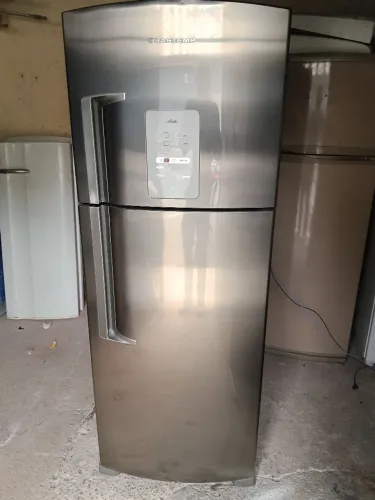 refrigerador Brastemp Frost Free duplex com digital na porta tudo funcionando ok