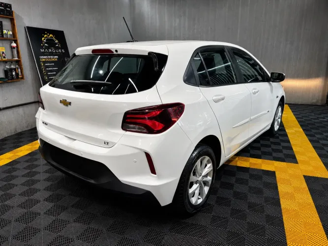 Chevrolet Onix Hatch LT 1.0 12V Flex Mec. 4P 2023