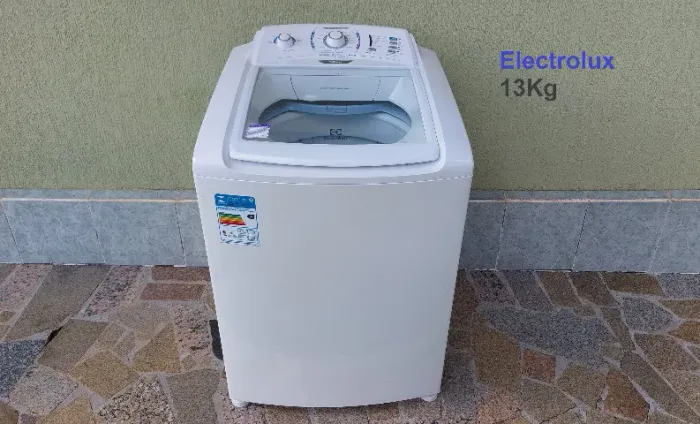 Máquina de lavar Electrolux 13Kg - LT13B Turbo Capacidade 127v- ac. Cartão