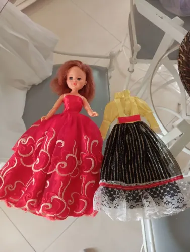 Boneca Sissi e vestido Susi original