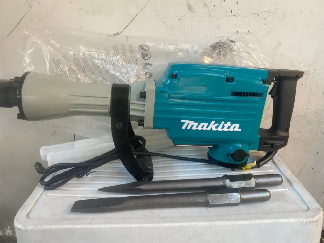 Venda se Martelete MAKita 20 kilos