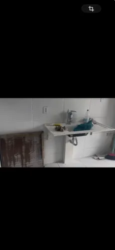 Pia de cozinha completa com torneira - ótimo estado ?