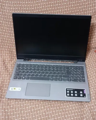 Notebook Lenovo Ultrafino ideapad S145 i5-1035G1, 8GB 1TB Windows 10 15.6"