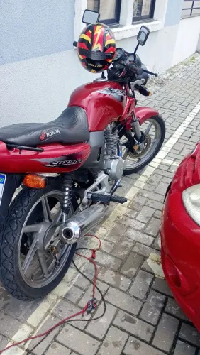 Moto CB Strada 200