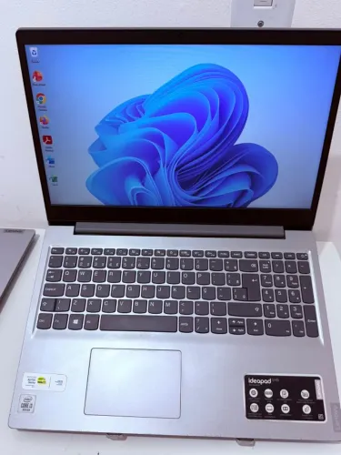 Notebook lenovo Ideapad (i3 10 geração 8gb ddr4 ssd 512gb) NOVINHO