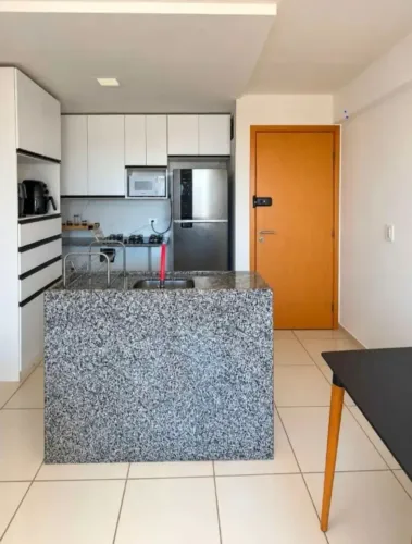 Apartamento com 2 Qts, mobiliado e com área de lazer completa - EDF PARC TORRE.