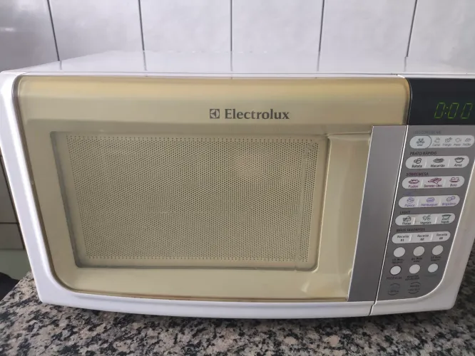 Microondas Electrolux 127v. 23l.