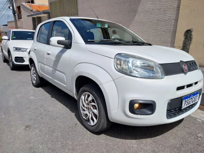 Fiat Uno Attractive 1.0 EVO Fire Flex 8V 5P 2016