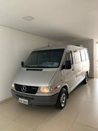 Mercedes-Benz Sprinter 312 Van Luxo Lotação 16lug.dies 2001