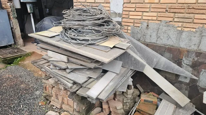 VENDO RETALHO DE BASALTO 