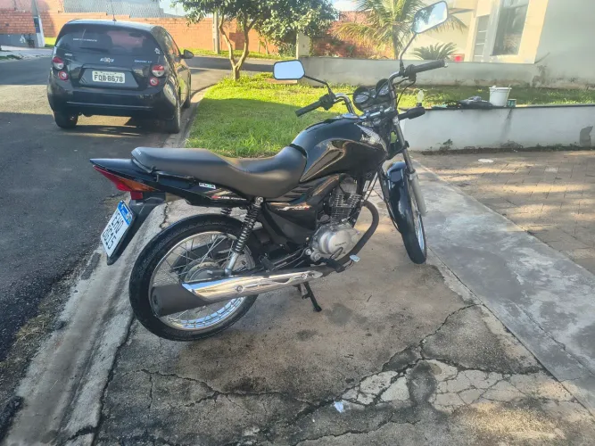 CG fan 150 ESI zerada....parcelo no cartão!!!!