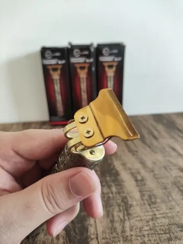 Máquina de barbear recarregável
