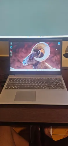 Computador laptop Lenovo IdeaPad S145