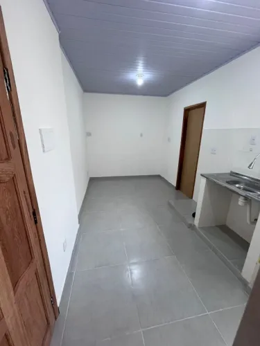 25 de Agosto, 1 quarto com vaga de garagem