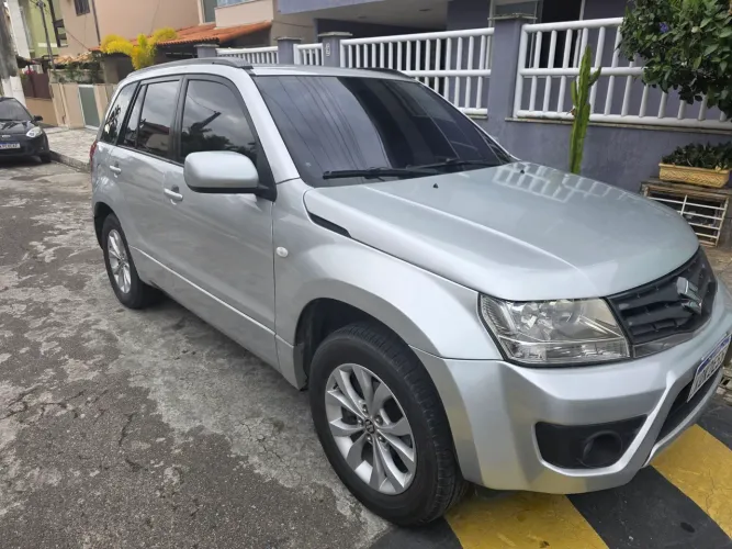 Suzuki Grand Vitara 2.0 16V 4x2/4x4 5P Aut. 2013