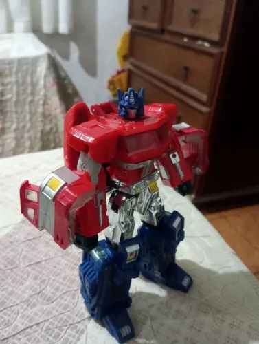 Optimus prime raro, original Hasbro, impecável de pintura.
