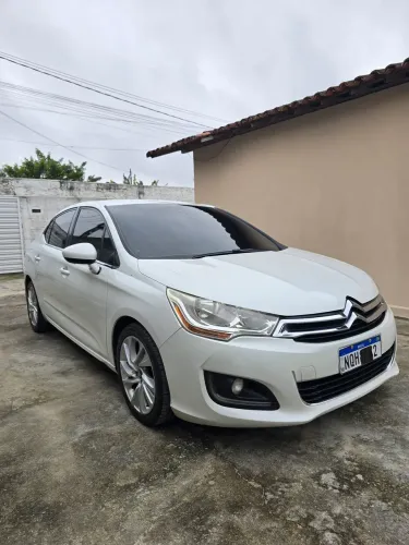 Citroen C4 Lounge Tendance 2.0 Flex 4P Aut. 2014