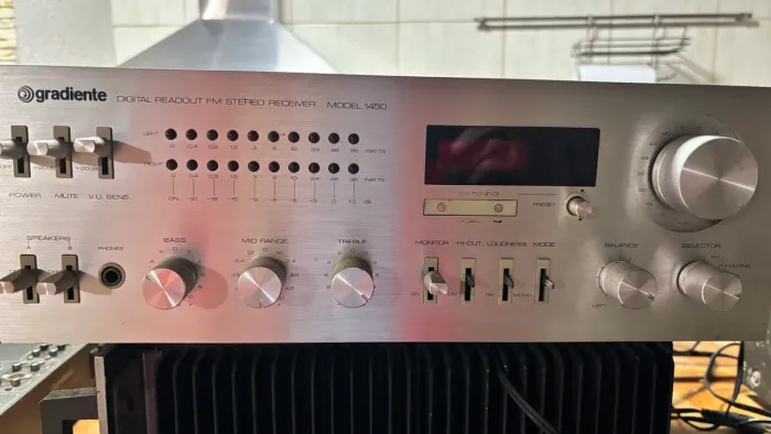 aparelho digital readout fm stereo receiver model 1450 da gradiente