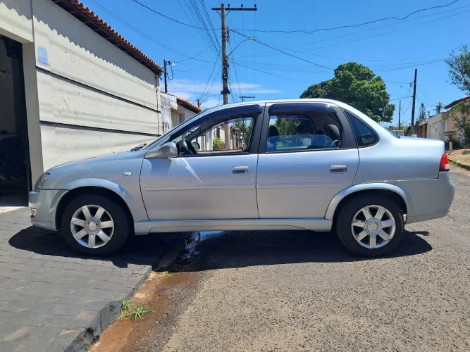 Chevrolet Classic Life/ls 1.0 VHC Flexp. 4P 2012