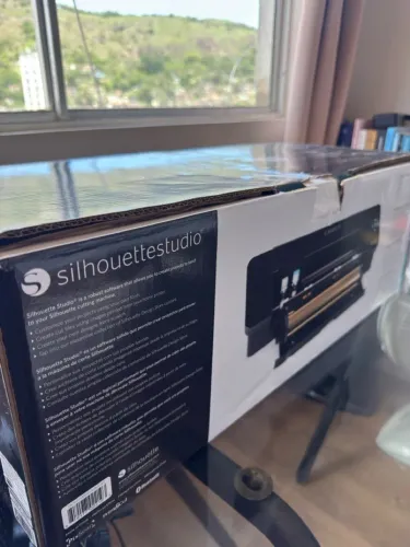 Silhouette Cameo 4