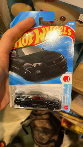 skyline gtr R34 preto - lote Q 2026