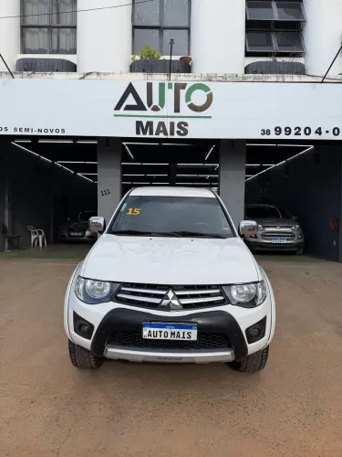 Mitsubishi L200 Triton HLS 2.4 Flex 16V CD Mec. 2015
