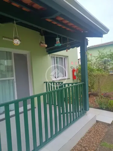 Sobrado mobiliado em condomínio a apenas 2 quadras da Praia Martim de Sá Caraguatatuba/SP