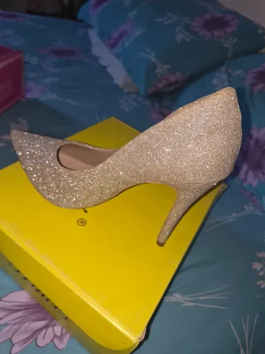 Scarpin n°37 princes, usado uma vez