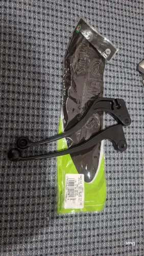 Par de manetes e alças traseiras moto Honda novos
