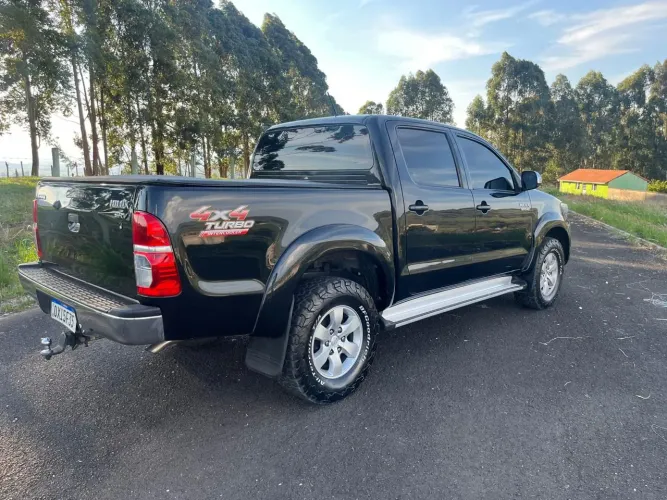 Toyota Hilux CD SRV D4-d 4X4 3.0 TDI Diesel AUT 2014