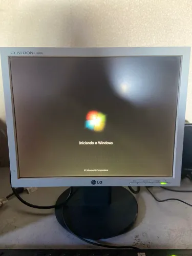 Monitor Flatron LG L1550S