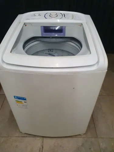 Máquina de lavar Electrolux Essential Care LES13 13kg 127V