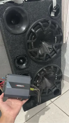 Som automotivo com módulo