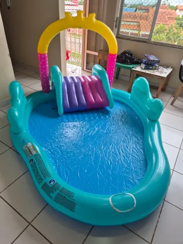 Piscina inflavel infantil