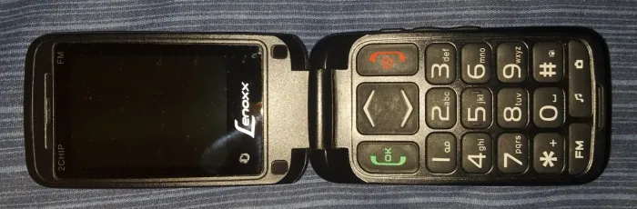 Celular Flip Lenoxx Cx-908 Dual Sim 32 Mb Preto - Usado (Usado)