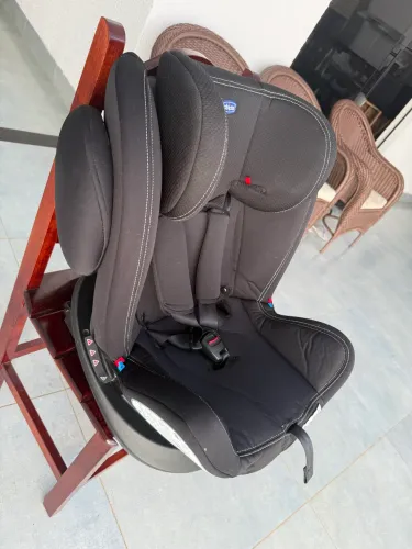 Cadeirinha infantil Chicco Único Plus Black