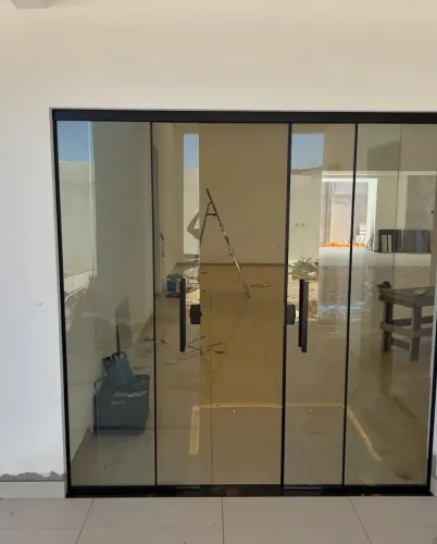 Manutenção de Box, Cortina de Vidro e Portas de Vidro - Serviço Profissional em Fortaleza