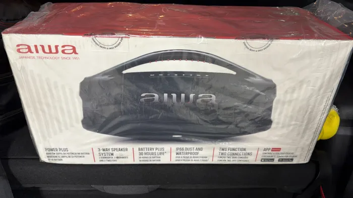 Bombox plus aiwa