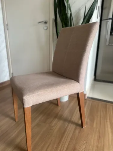 4 Cadeiras de jantar 