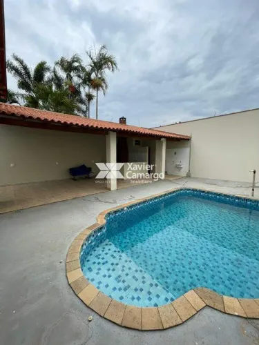 Casa com 2 quartos para locação no Jardim Portugal - Rio Claro/SP