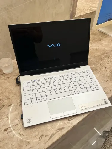 NOTEBOOK VAIO, sem marcas de uso