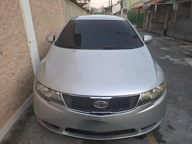 Kia Motors Cerato 1.6 16V Aut. 2011