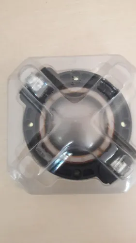 Reparo Eighteen Sound HD 1050