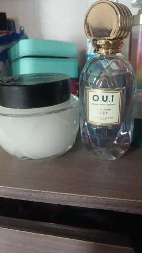  Kit creme e Perfume usado pouco 