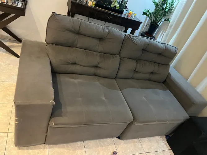Sofa retratil cinza
