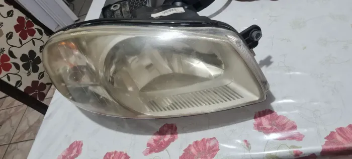 Farol Original Lado Esquerdo reto Fiat Siena 2010