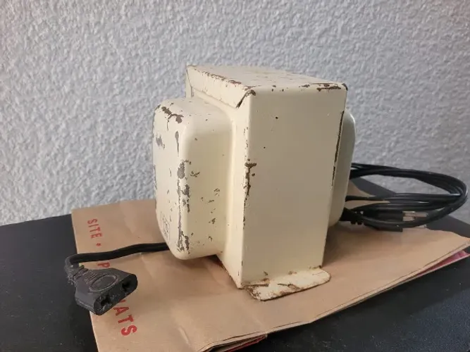 transformador energia 3000 Volts